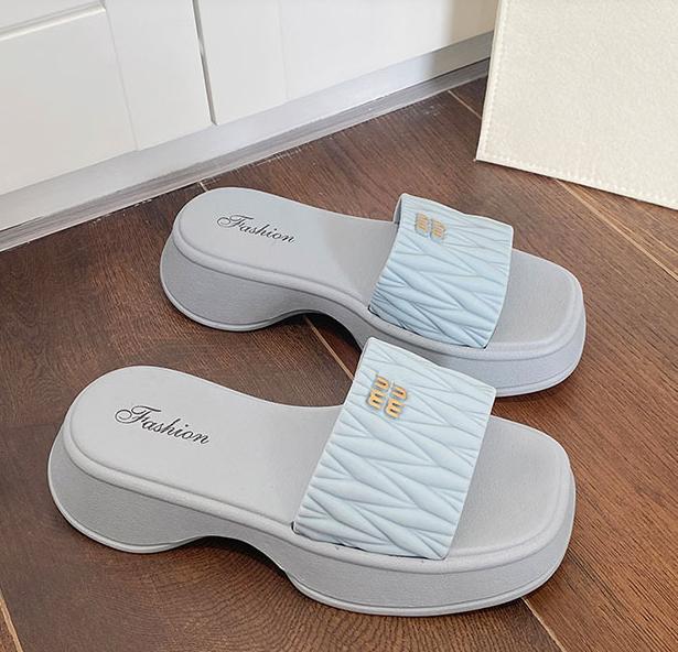 [VIDEO CẬN CHẤT]  dép đế cao 4cm cai su non nguyên khối đi nhẹ cực êm chân Nữ Shoes Cao Su ( còn xanh ạ ) 0