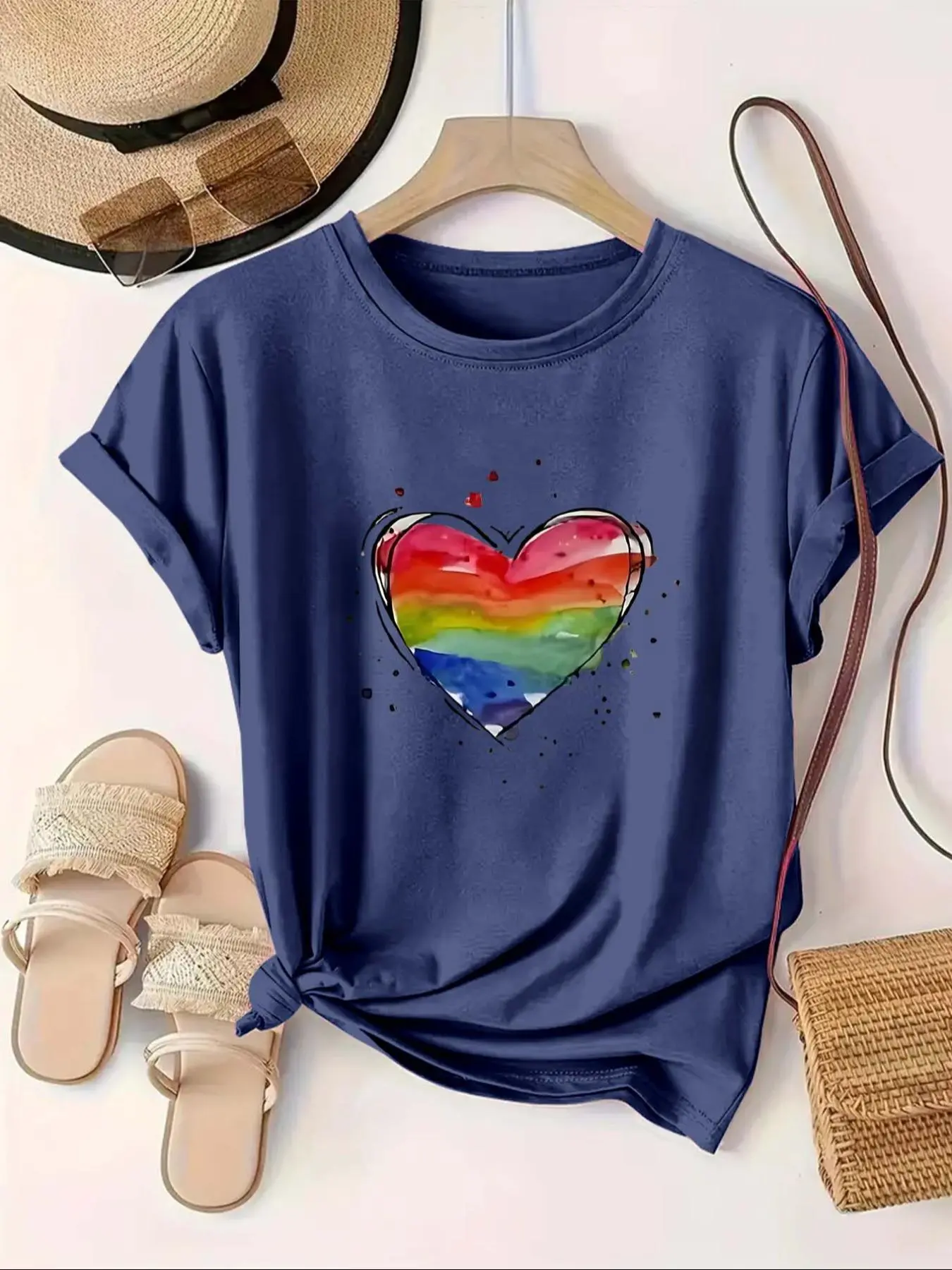 【Plus Size】 Heart Print Round Neck Tee, Casual Short Sleeve T-shirt for Summer, Women's Plus Clothing for Daily Wear