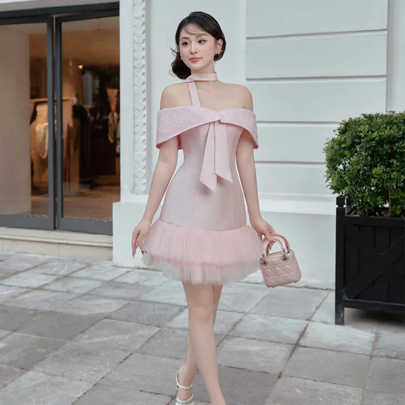 HALIA - Váy Kiera Women Dress Màu Hồng Pastel đầm  màu Kim Tuyến 1