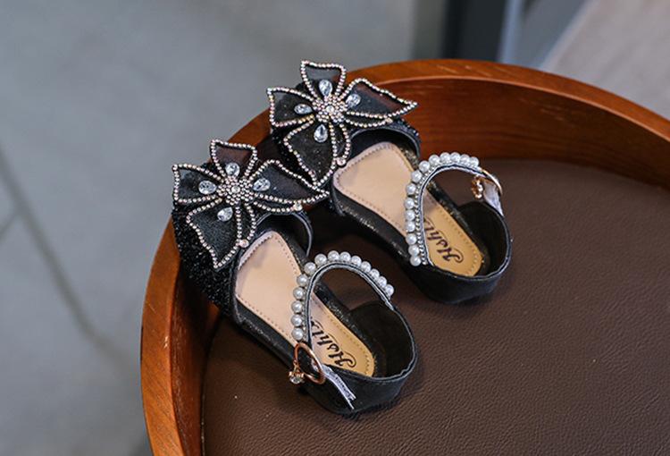 Product Introduction of 2025 Spring and Summer New Korean Style Rhinestone Soft-Soled Girls Sandals Princess Shoes Children's Shoes Girls Dance Shoes 9