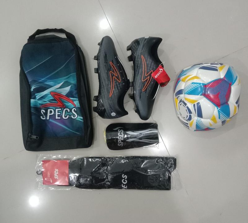 Product Introduction of Sepatu bola anak paket lengkap size 33 34 35 36 37 Sepak bola Outdoor Sport 2