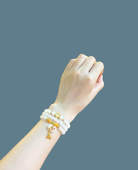 Vòng Tay Đá Trắng kết Hợp Charm Hoa Mặt Trời và Túi Đá 74 đến 77 Hạt Phụ Kiện Đeo Tay nữ Tulip vòng chuỗi vòng tay Voi Choker