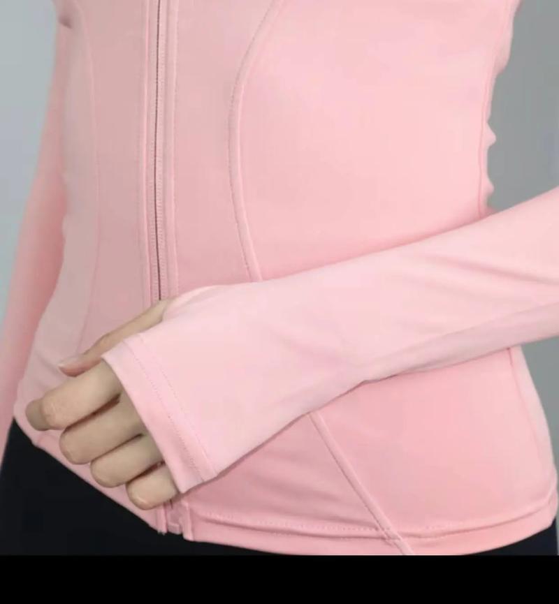 Product Introduction of Áo khoác nữ thể thao tập gym,tập yoga,chống nắng đều phù hợp.chất liệu thun lạnh mỏng mềm mịn thấm hút mồ hôi 8