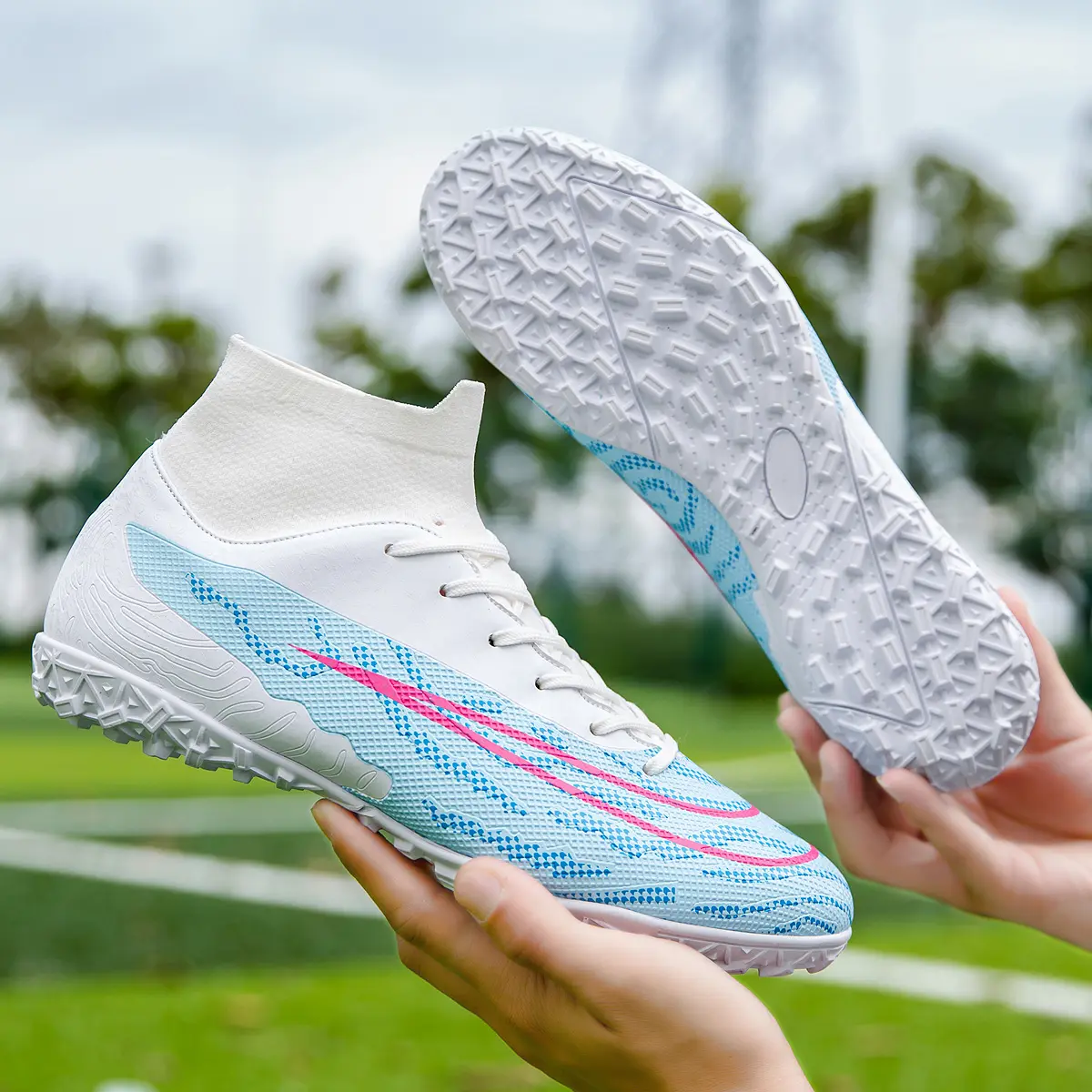 Fustal！35-48 Ready Unisex Plus Size Training Football Shoes Fashion All-terrain Football Shoes Wide Last Soccer Shoes