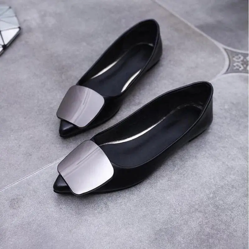 Flat metal shoes with pointed toe buckle for women, leather loafers, women's shoes, casual shoes for women