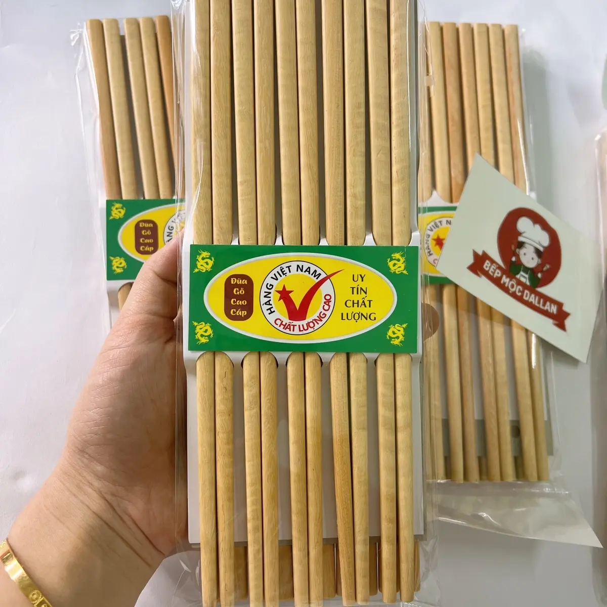 Đũa gỗ kim giao không mốc ko mùi nhẵn mịn