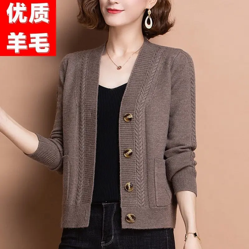 Áo Cardigan Dệt Kim Len, Hàng Mới Về Cho Mùa Thu Và Mùa Đông Của Phụ Nữ, Áo Len Cổ Chữ V, Thích Hợp Cho Mùa Xuân Và Mùa Thu Của Mẹ TRUNG NIÊN, Áo Khoác