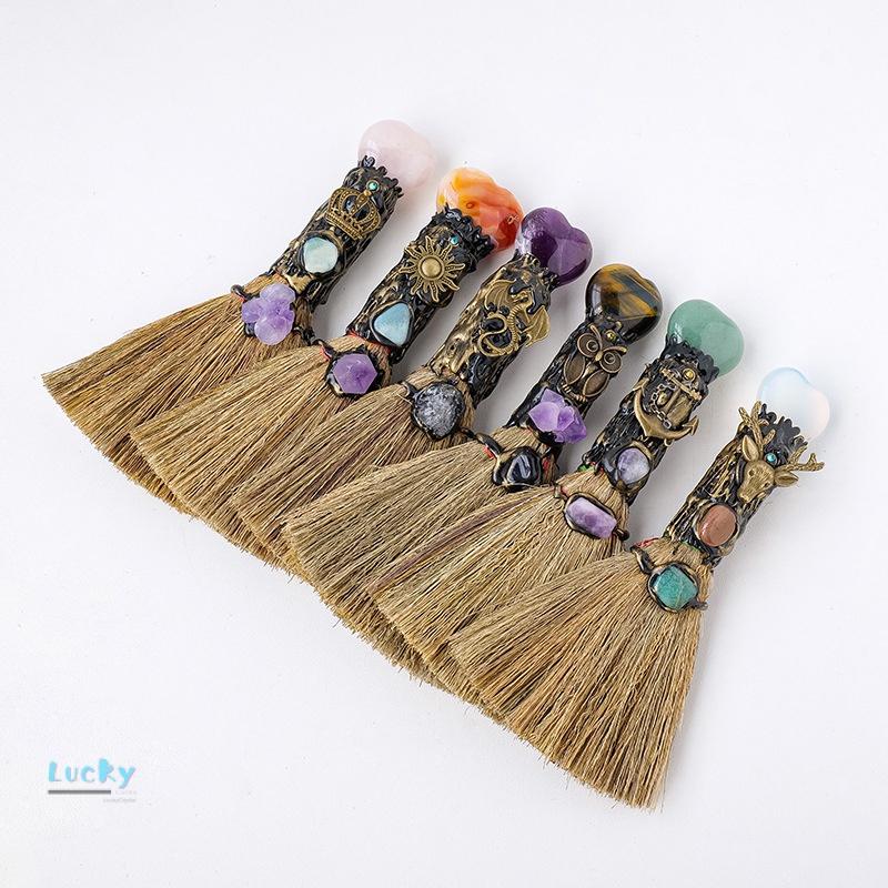 Product Introduction of Chổi Tình Yêu Pha Lê Tự Nhiên Mini Thủ Công, Chổi Ma Thuật Phù Thủy Halloween, Đồ Trang Trí Nhà Cửa, Đồ Trang Trí Pha Lê Xe Hơi, Bán Buôn 9