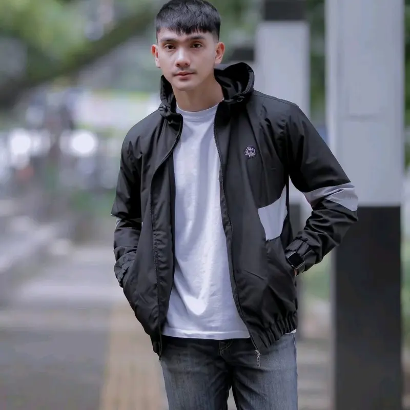 Jaket casual perasut pria waterprof simple elgan Setrip Santai Waterproof 1