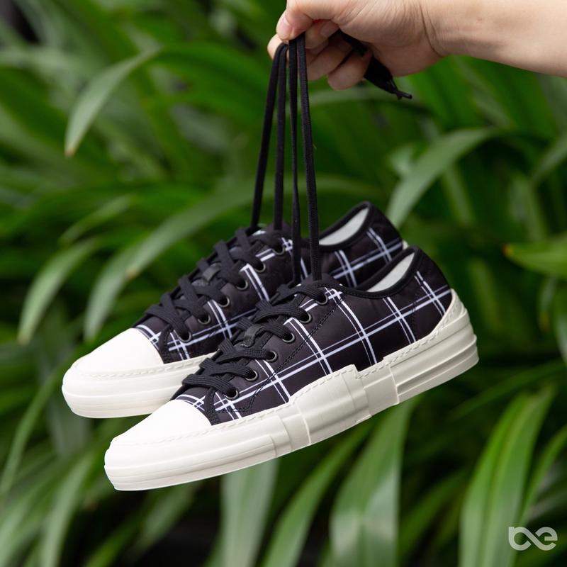 Product Introduction of Giày thể thao nam Bentoni Caro Sneakers màu đen kẻ trắng chất liệu vải canvas nhẹ êm 8