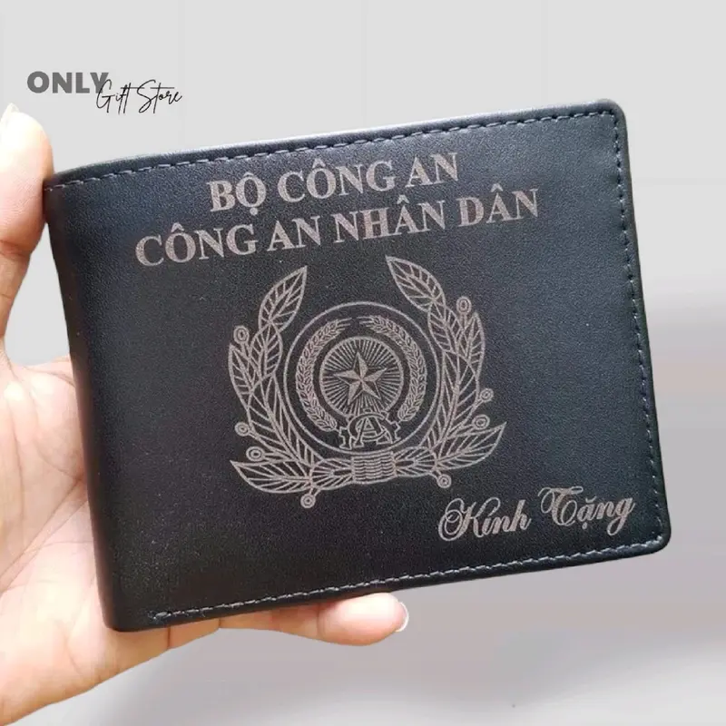 VÍ NAM DA BÒ THẬT KHẮC LOGO LƯU NIỆM | DA BÒ NAPPA CAO CẤP | KÈM HỘP ĐỰNG | WALLET LEATHER Nam Nhiều Ngăn 0