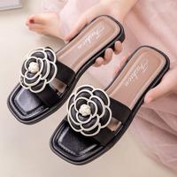 Gambar OKAIDO OFFICIAL STORE Sandal Flat Wanita Cewek Perempuan Bahan Karet Gaya Fashion Korea Style dan Motif Bunga - Hitam, 36-37 dari OKAIDO Official Store Kab. Tangerang 4 Tokopedia