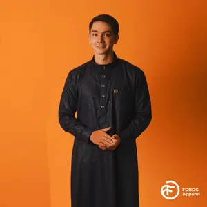 Baju Koko Gamis Sonokling Hitam Jubah Motif Embos Batik Persegi Lengan Panjang Pria Muslim Dewasa