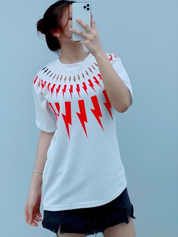 Áo Thun Tia Sét Đỏ Cam Trắng  Chất Liệu Polyester Dãn 2 Chiều - Áo Phông Nam Nữ From Rộng Tay Lỡ Dành Cho Các Boy Phố a65 