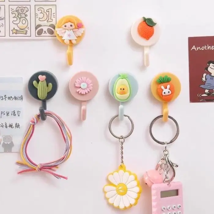 Gantungan plastik Hook Bulat Motif 3D kartun lucu untuk dinding kaca Serba Guna eceran