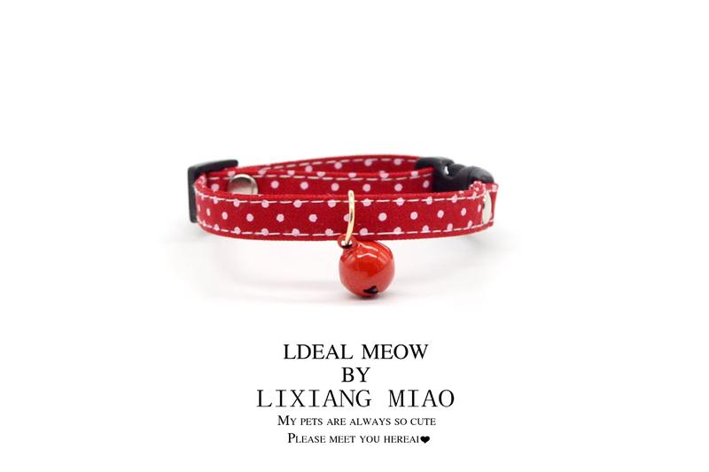 Product Introduction of Pet Neckband Necklace Lightweight Cute Bell Red Festive Decorative Cloth Material Cat Small Dog 4