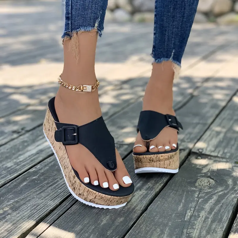 2024 New plus Size Clip Toe Solid Color Platform Slippers Wedge Women's Buckle Peep Toe Flip Flops