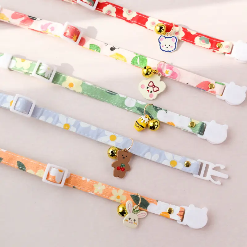 Spring New Cat Collar High Quality Adjustable Pet Cute Rabbit/Flower Pendant Necklace for Small Medium Dogs Cats Bell Collars