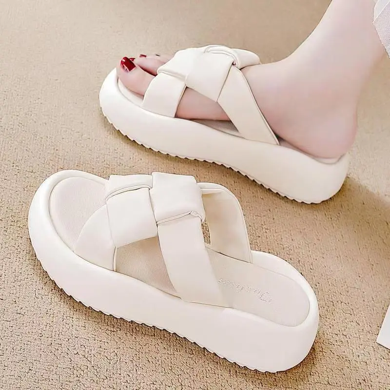 2025 [Store Hot Sale] Original Order Exported to Italy Withdraw from Cupboard OEM Goods Bottom Slippers Women's Summer Soft Bottom Non-Slip All-Matching Word Slippers Hot Sale