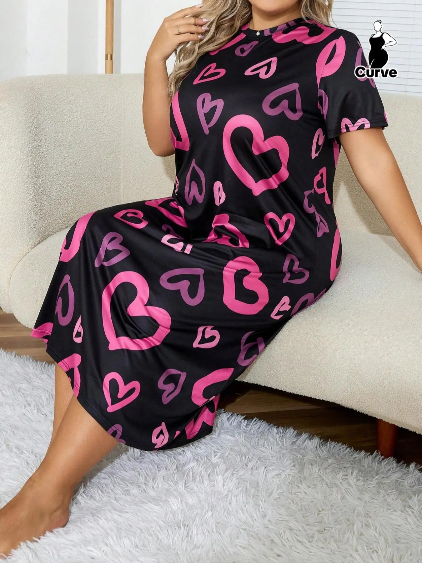 【Plus Size】 All Over Heart Print Round Neck Nightdress, Casual Soft Comfortable Short Sleeve Nightgown for Women, Women's Sleepwear for All Seasons, Womens Clothes, Ladies Pyjamas Valentine's Day, Gift