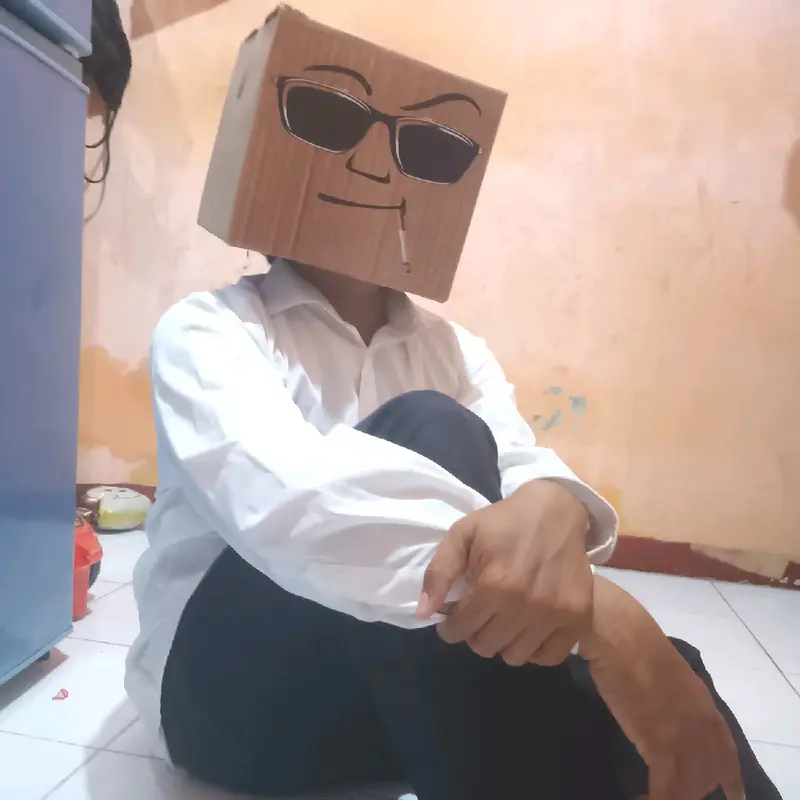 Stiker kepala Kardus viral 0