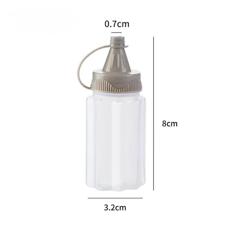 Product Introduction of 4PCS Mini Squeeze Bottles Ketchup Condiment Sauce Bottle Honey Mustard Salad Dressing Sauce Bento Container Kitchen Accessories 19