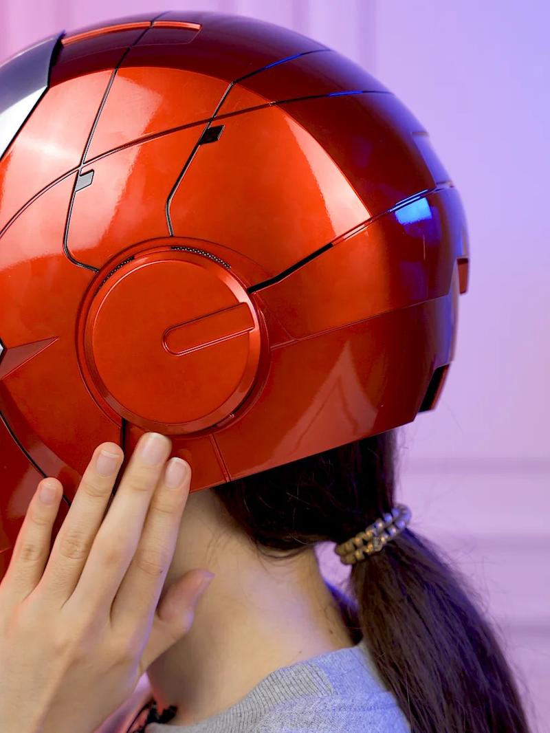 Product Introduction of USB Light New Autoking 1:1 Mk5 Iron Man Helmet Cosplay English Voice-Activated Eye Glow Model Toy Adult Electric Wearable Christmas Gift 27