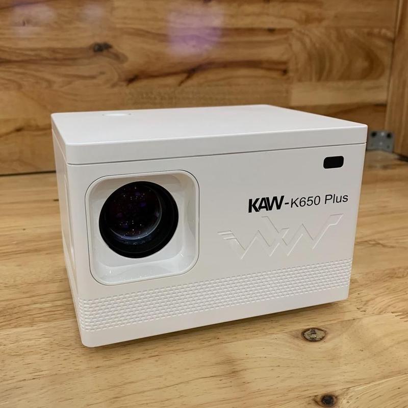 Máy chiếu mini Xem Phim Kaw K650 Plus - Hàng Chính Hãng, Độ Phân Giải 1080P, Âm Thanh Audio Sắc Nét, Bảo hành 1 đổi 1 Projector khoảng cách phóng hình dài 6