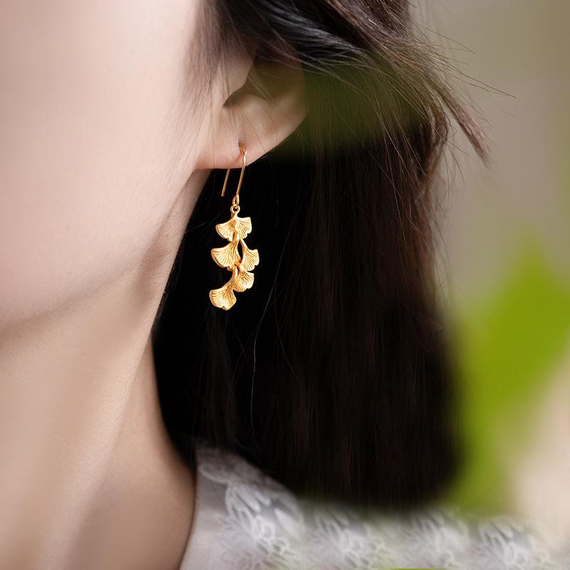 Product Introduction of Fashion Gold Ginkgo Leaf Earrings - Minimalist Luxury Christmas Gift for Her 7
