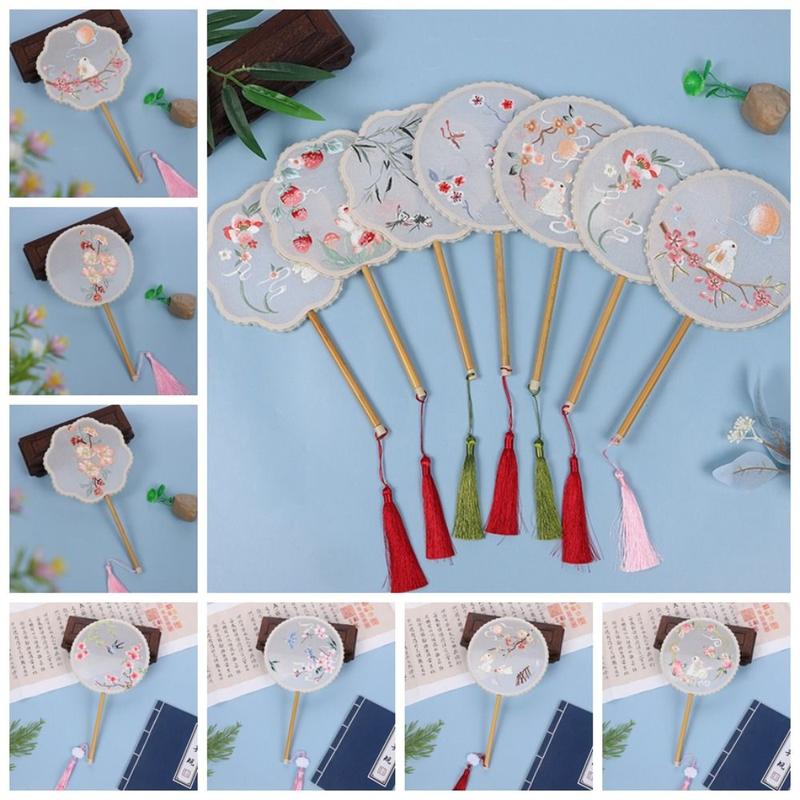 Product Introduction of quạt tròn cổ trang Quạt tròn Cổ Điển Quạt lụa thêu, Phụ kiện khiêu vũ dự tiệc, Quạt cầm tay hai mặt, Tua rua, Thích hợp cho đám cưới 13