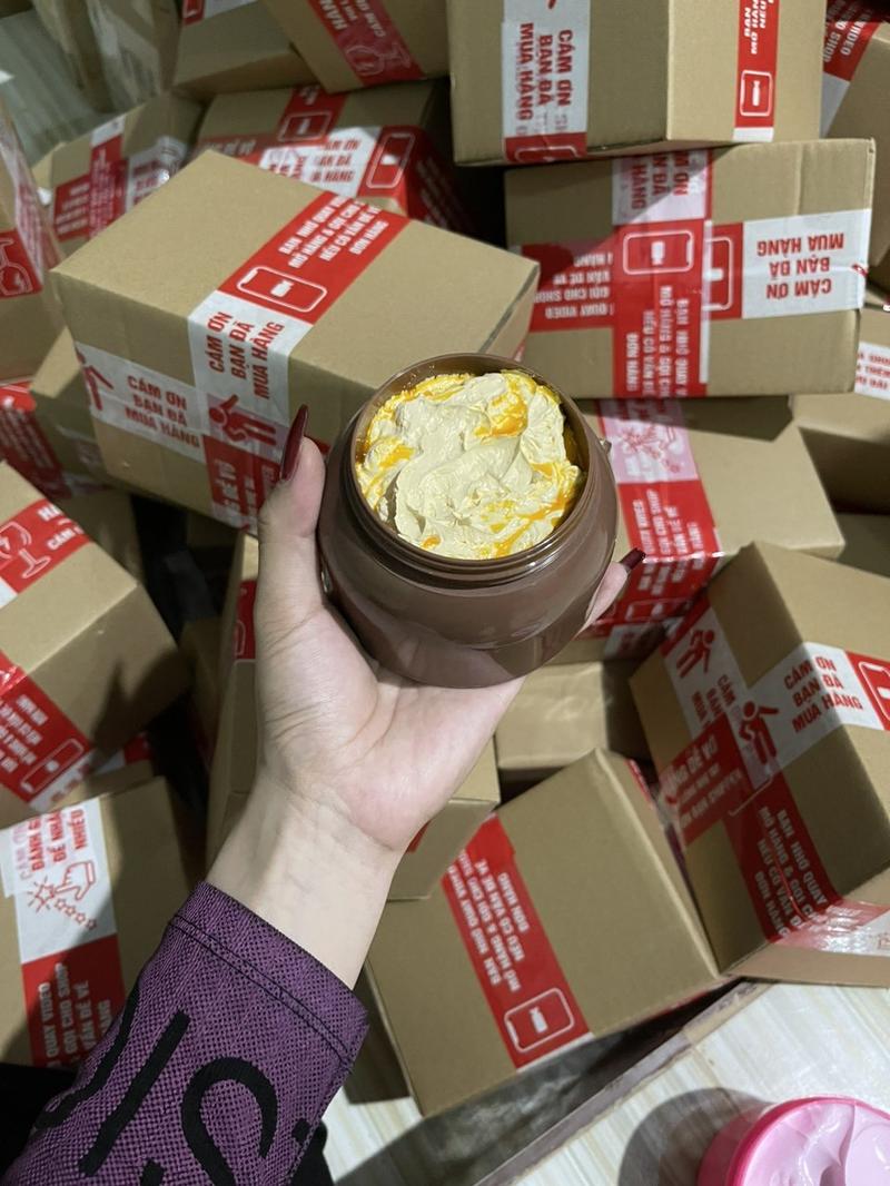 Product Introduction of Combo 2Hủ x120g Kem Body Cốt Ủ Siêu Tẩy Mạnh Dành Cho Da Ngâm Đen Chai Lì Làm Đẹp Da Nữ Dưỡng  Da Body 2