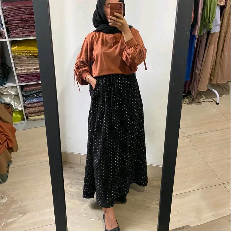 CELANA DAN SKIRT POLKA 0