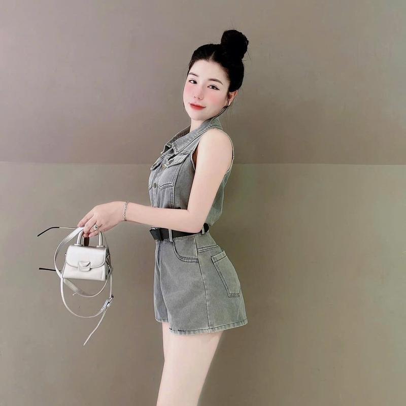 Set Đồ Nữ Jean Bộ Áo Có Cổ Tay Cọc Phối Quần Có Kèm Dây Nịt