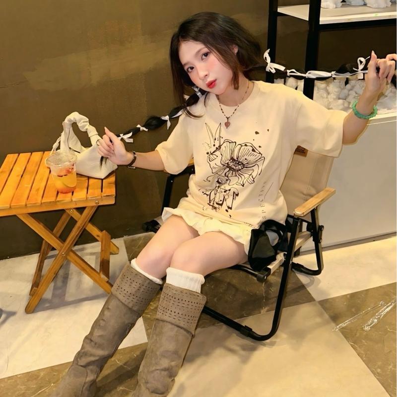 Áo thun, Áo phông local brand THE WEINS, mẫu Inspiring Flower, áo thun form rộng , cổ tròn basic, form oversized, vải  cotton compact extra co giãn 2 chiều thấm hút chất lượng cao cho nam, nữ Menswear 4