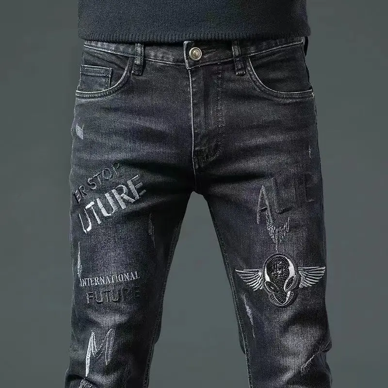 Quần Jean Thêu Màu Đen, Dành Cho Nam Giới, Bộ Sưu Tập Xuân / Hè Mới, In Trạm Châu Âu, Rhinestone, Quần Mỏng Mỏng, Phong Cách Hàn Quốc, Quần Thường Ngày