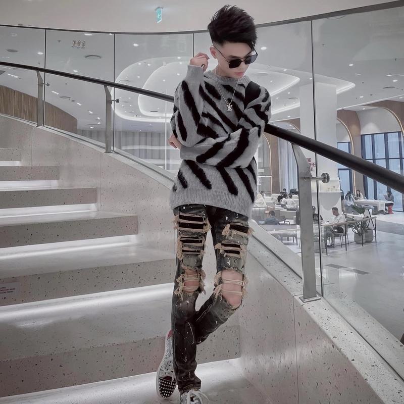 Áo Len Nam Nữ, Áo Sweater Họa Tiết Vằn Chất Liệu Len Mềm Mịn Menswear