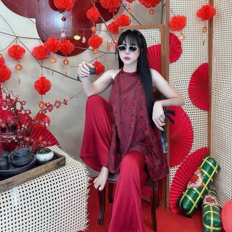 Set bộ lụa yếm gấm 2 da cao cấp hoạ tiết siêu sang vàng quần suông ống rộng tuyết nhung mềm mịn Top dành cho các nàng diện Tết , chụp hình Tết xinh đẹp Nữ Women Áo Voi Ong