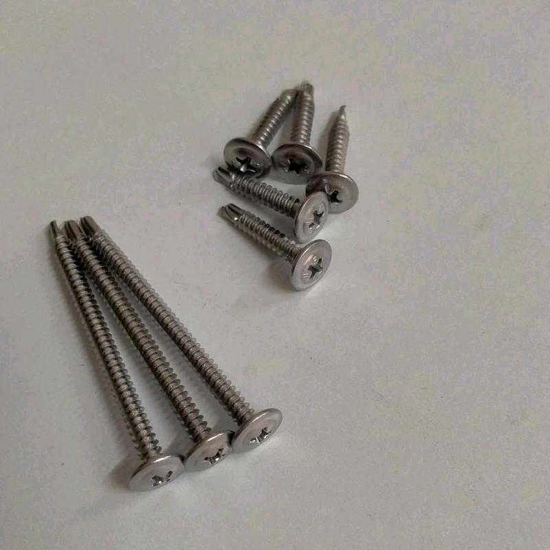 Vít Dù INOX 4