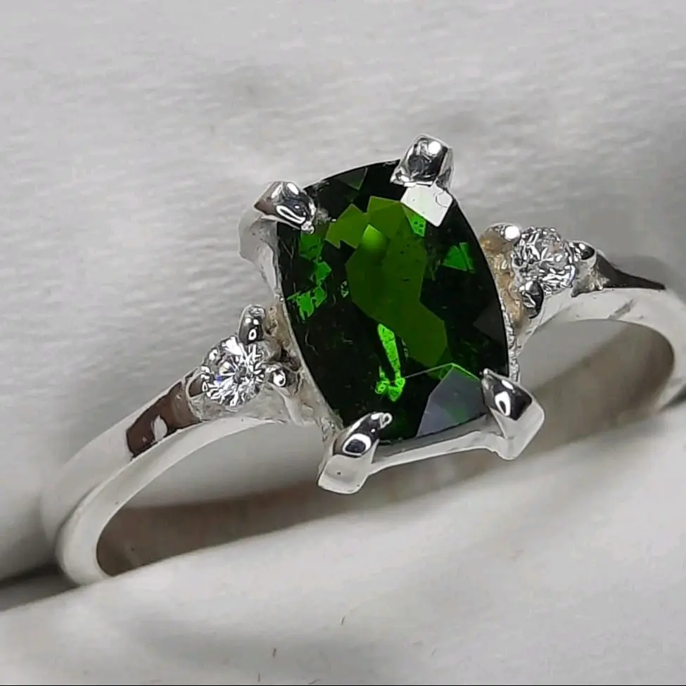 Cincin laki laki Harian
