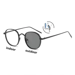 (BELI SATU GRATIS SATU) KACAMATA PHOTOCROMIC BLUERAY MODEL TERBARU MINUS 2261 BISA REQUEST MINUS DAN SILINDER besi frame eyewear  glasses  lensa Hitam antiradiasi