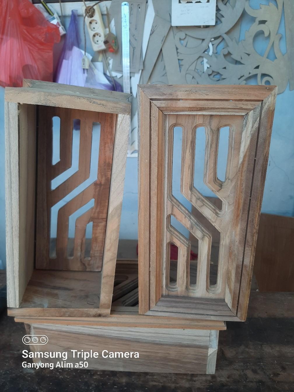 Loster / Roster kayu ventilasi angin angin motif minimalis S kayu jati ...