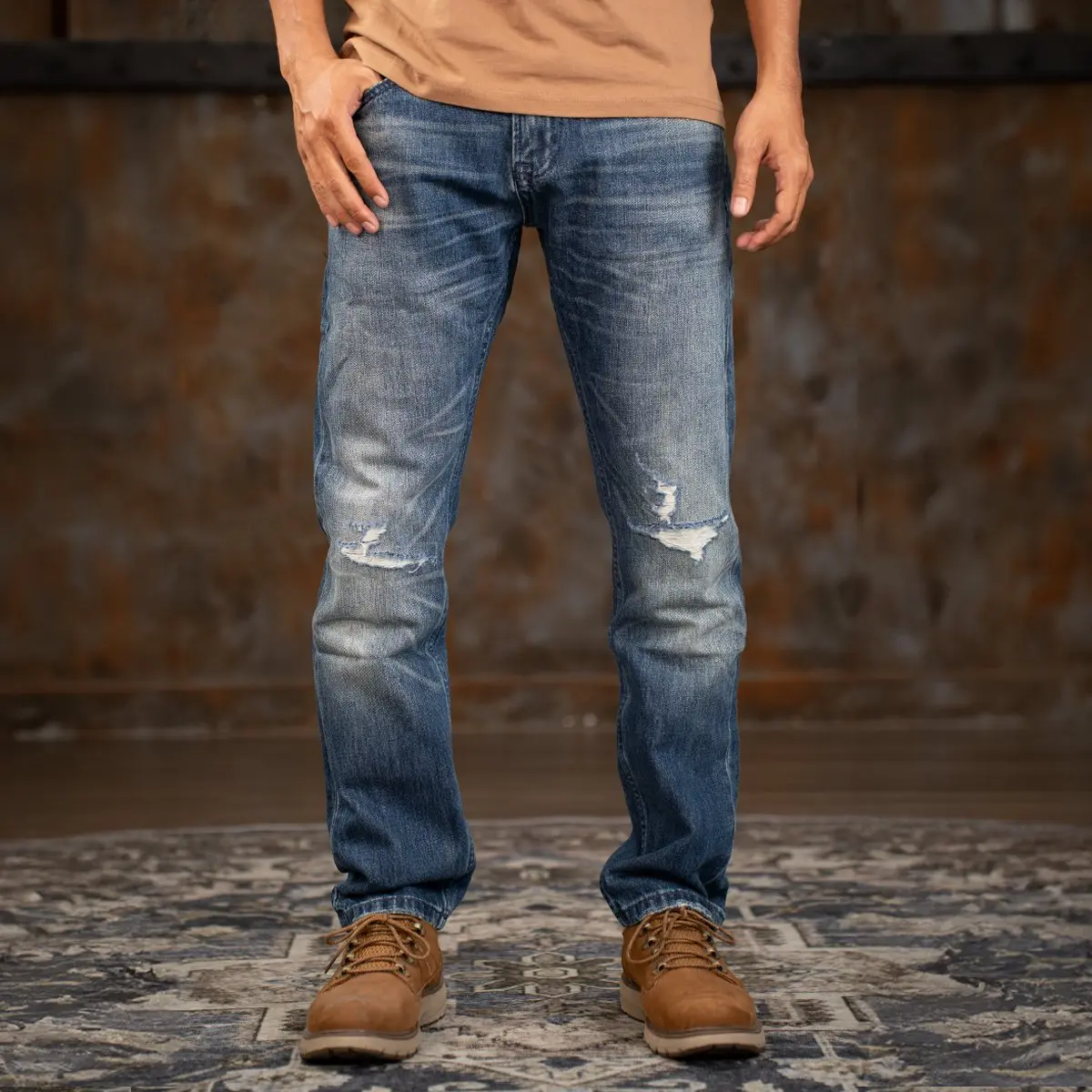 Quần Jean Nam, Mã Số 820, Denim Màu Xanh, Form Hơi Suông, Phong Cách Bụi Bặm
