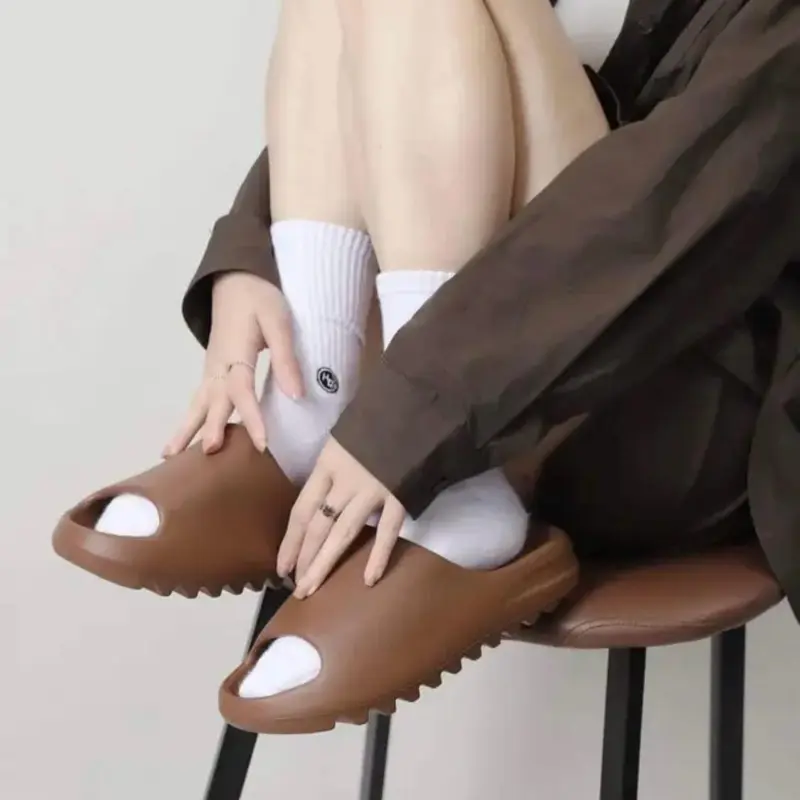 Dép bánh mì vân nhám đúc nguyên khối Nữ DéP Shoes GiàY 0