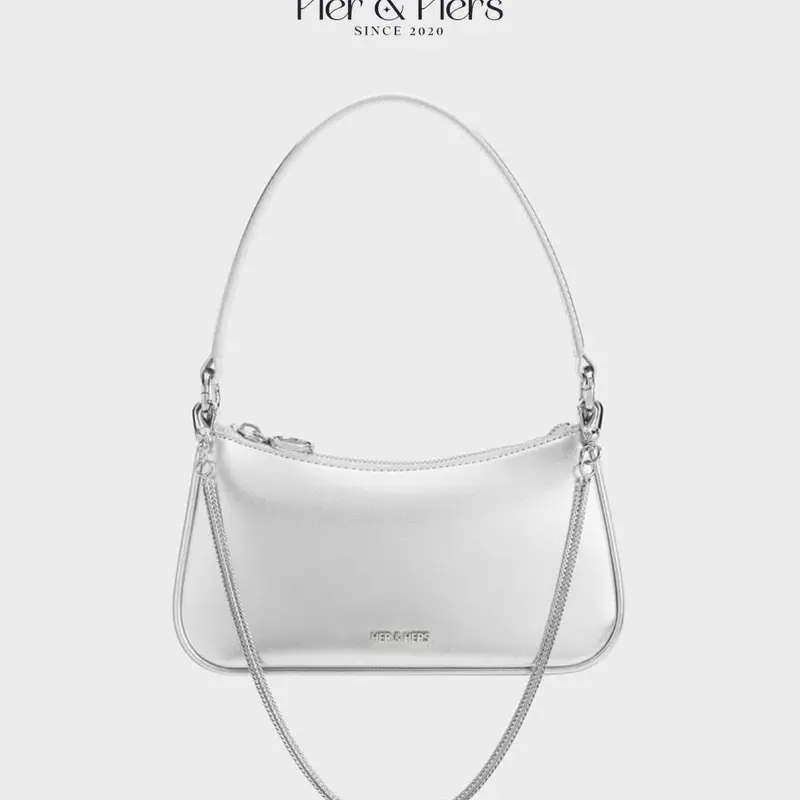 [MỞ BÁN] Túi kẹp nách SARA Bag sz 22cm chất da Microfiber 2 màu đen và bạc - HER & HERS Nữ Kem 4