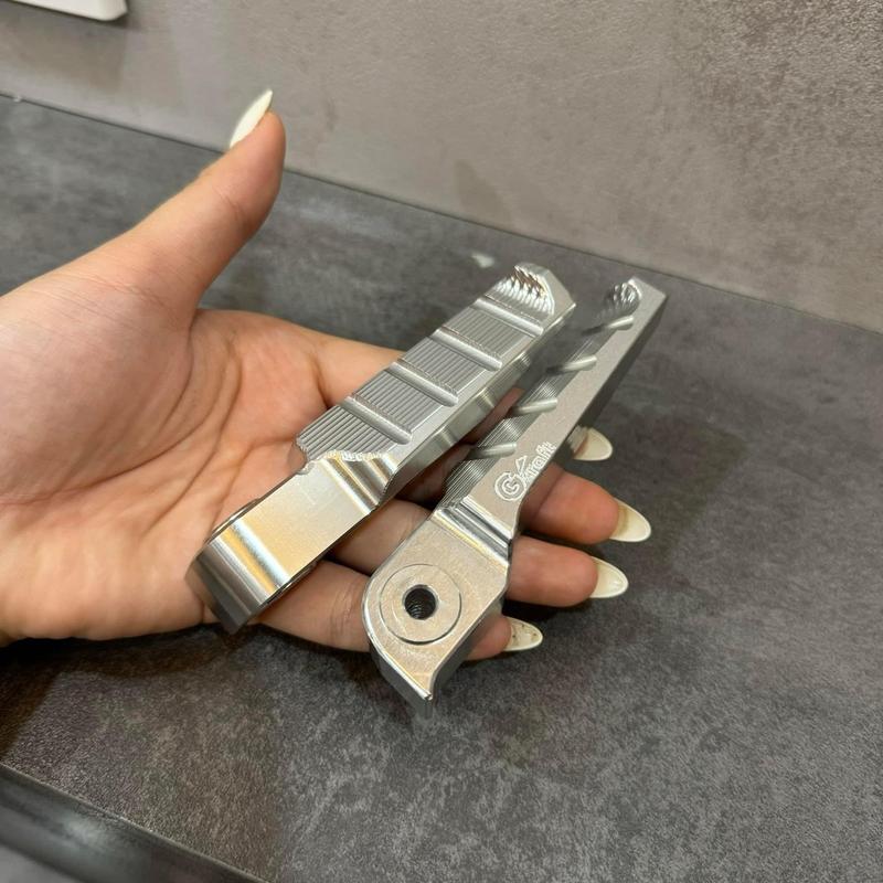 Gác chân nhôm Gcraft CNC hàng cao cấp ( kèm chốt xỏ Salaya )