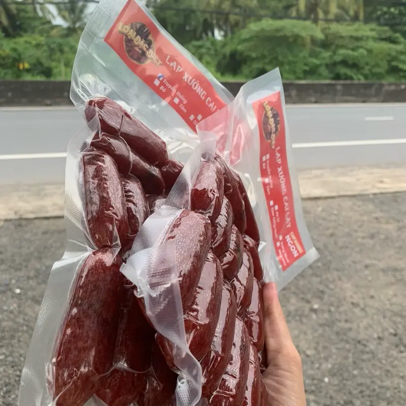 1 KG ( 2 gói ) LẠP XƯỞNG HEO SẤY KHÔ nhà cô Hoà , đóng gói + hút chân không cẩn thận 5