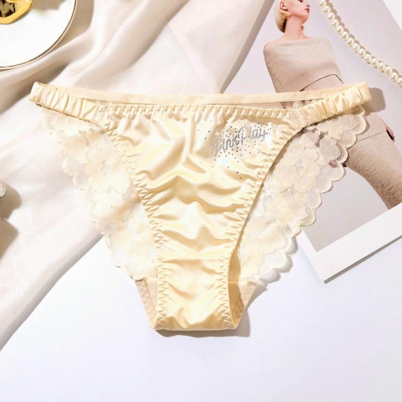 Product Introduction of QUẦN LÓT NỮ DÂY SƯỜN LỤA SATIN BÓNG, VẢI LƯỚI VIỀN HOA XUYÊN THẤU, ĐÍNH HẠT KIM cươnġ SANG TRỌNG, GỢI CẢM 17