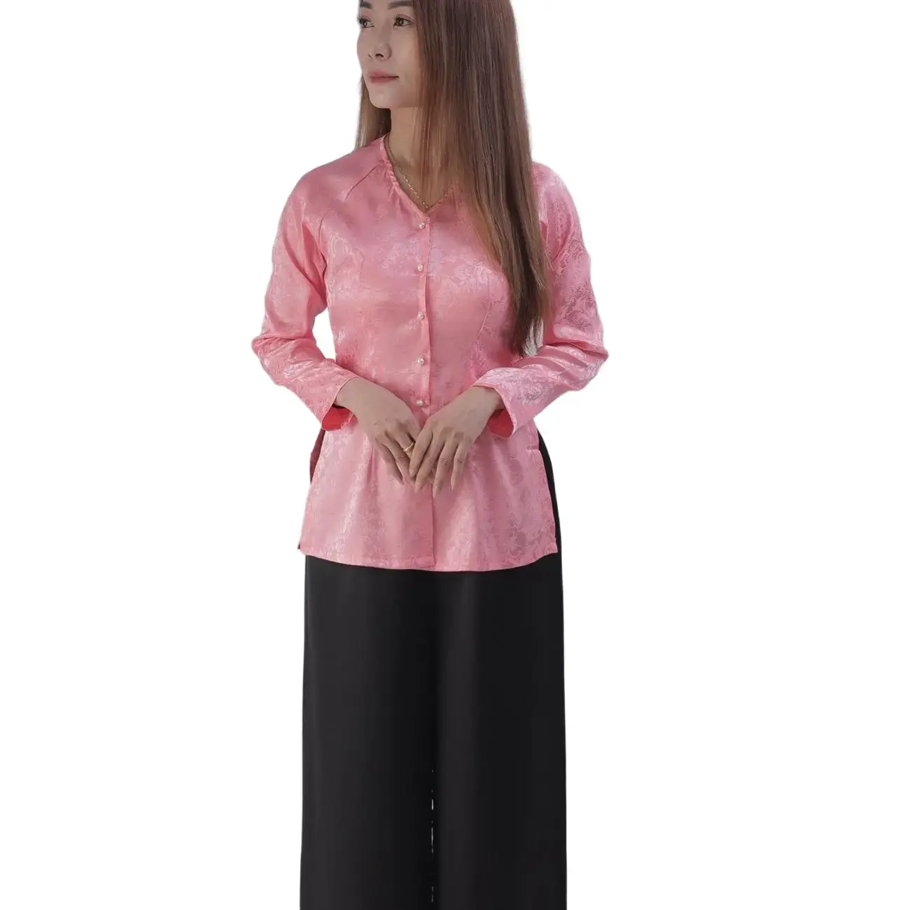 Bộ quần áo bà ba Nữ-áo gấm cổ tim hoa văn tay dài quần lụa ống rộng   Kem Ong áobà