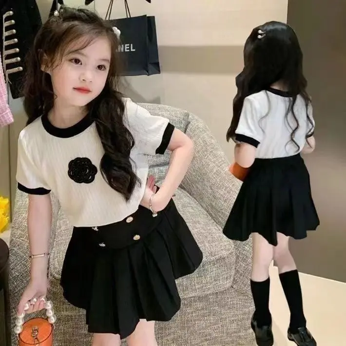 Girls' Summer Suits New Children's Western Style Fashion Children Internet Celebrity Pleated Skirt Two-Piece Set