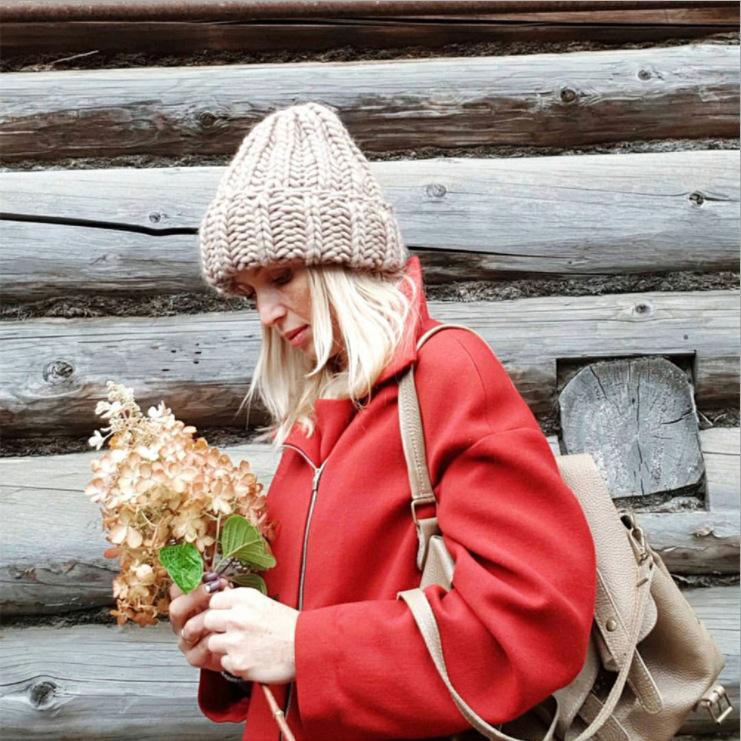 Product Introduction of Winter Knitted Beanies Hat Thick Soft Warm Coarse Large Knitted Solid Hat Female Ice Ski Bonnet Skullies Beanies Hat Cap 16